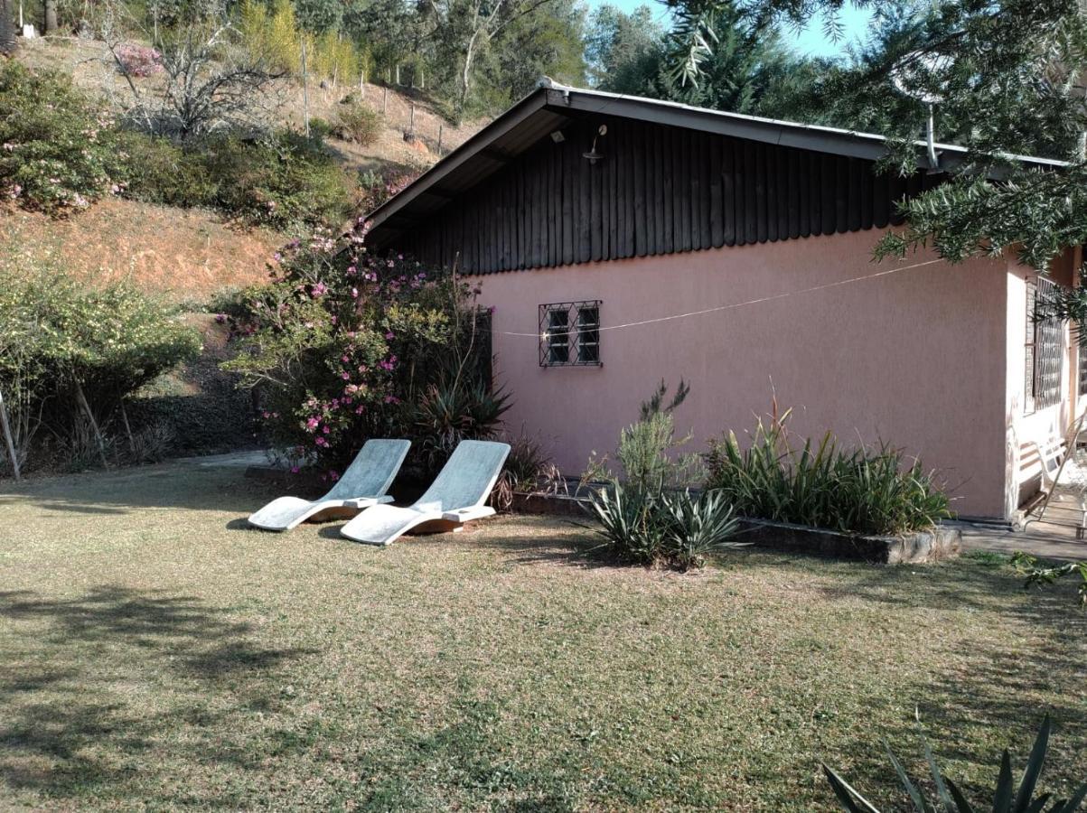 Casa Em - 3 Quartos, Com Churrasqueira Campos do Jordão