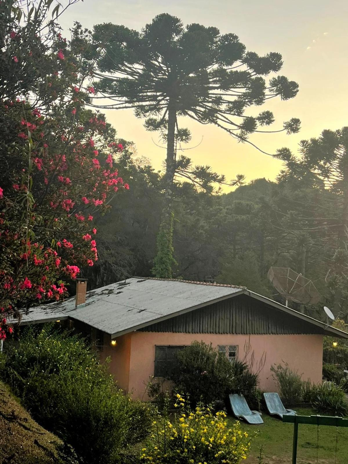 Casa Em - 3 Quartos, Com Churrasqueira Сasa de vacaciones